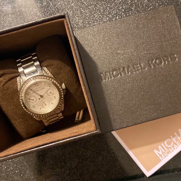 Michael Kors Stainless Steel Watch- Silver - Picture 4 of 10